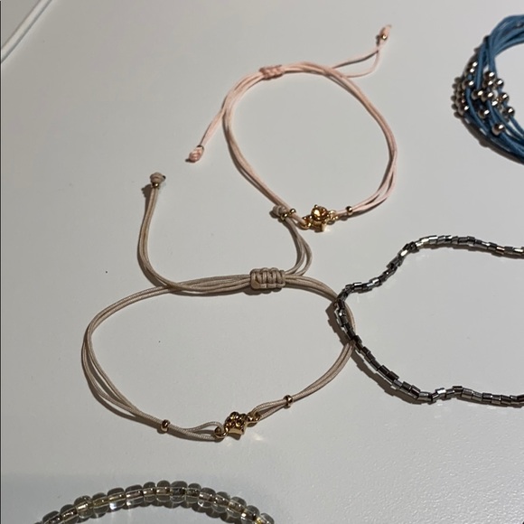 Beaded bracelets. - Picture 2 of 7